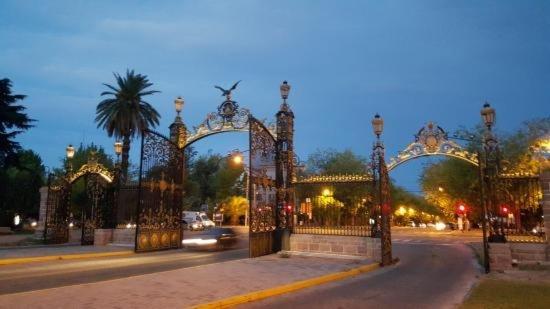 Olascoaga Dos Monoambiente Mendoza Exterior foto
